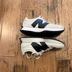 New Balance Gender Inclusive 327 Cream and Black Sneakers